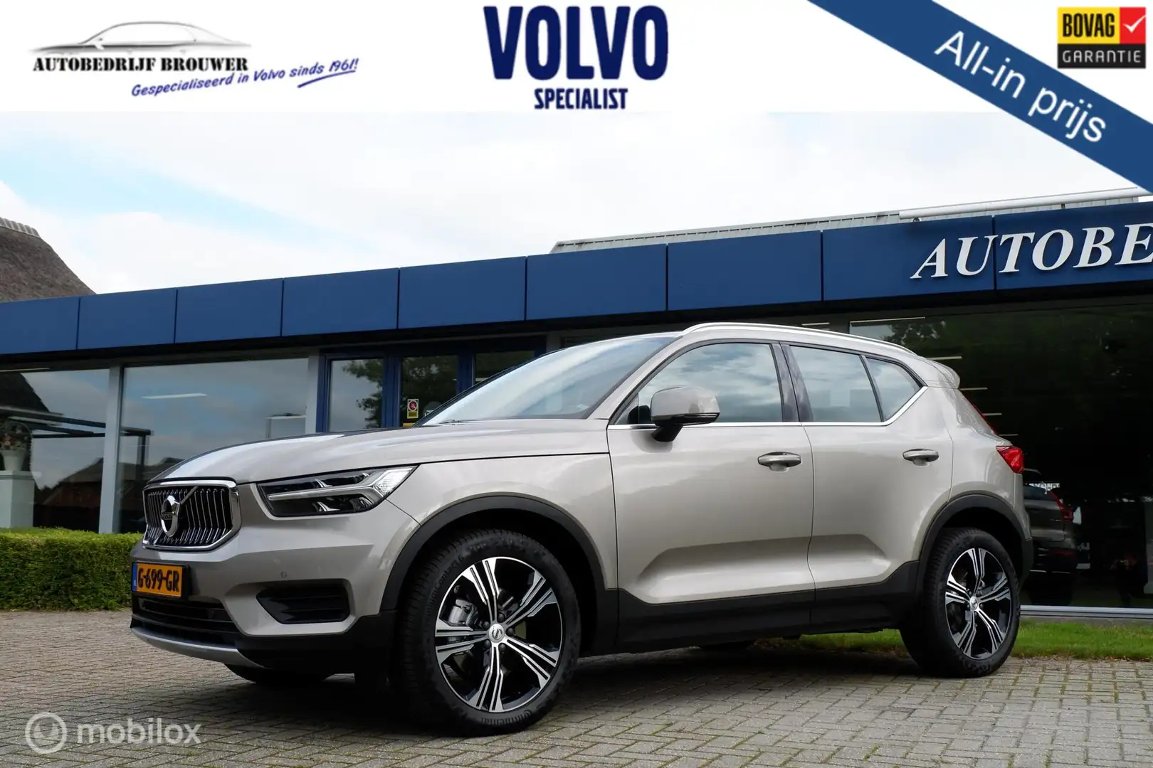 Volvo XC40 MY20 2.0 T4 190PK GEARTRONIC8 INSCRIPTION | PANO | Grijs - 1