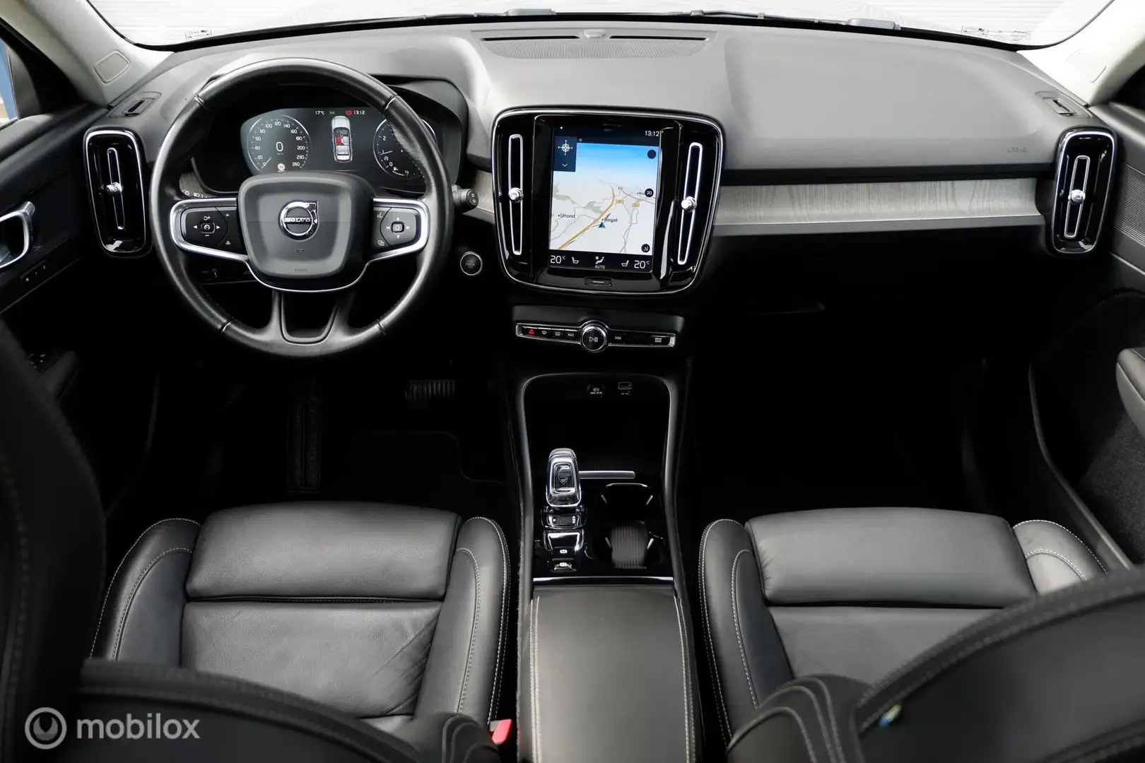Volvo XC40 MY20 2.0 T4 190PK GEARTRONIC8 INSCRIPTION | PANO | Grijs - 2