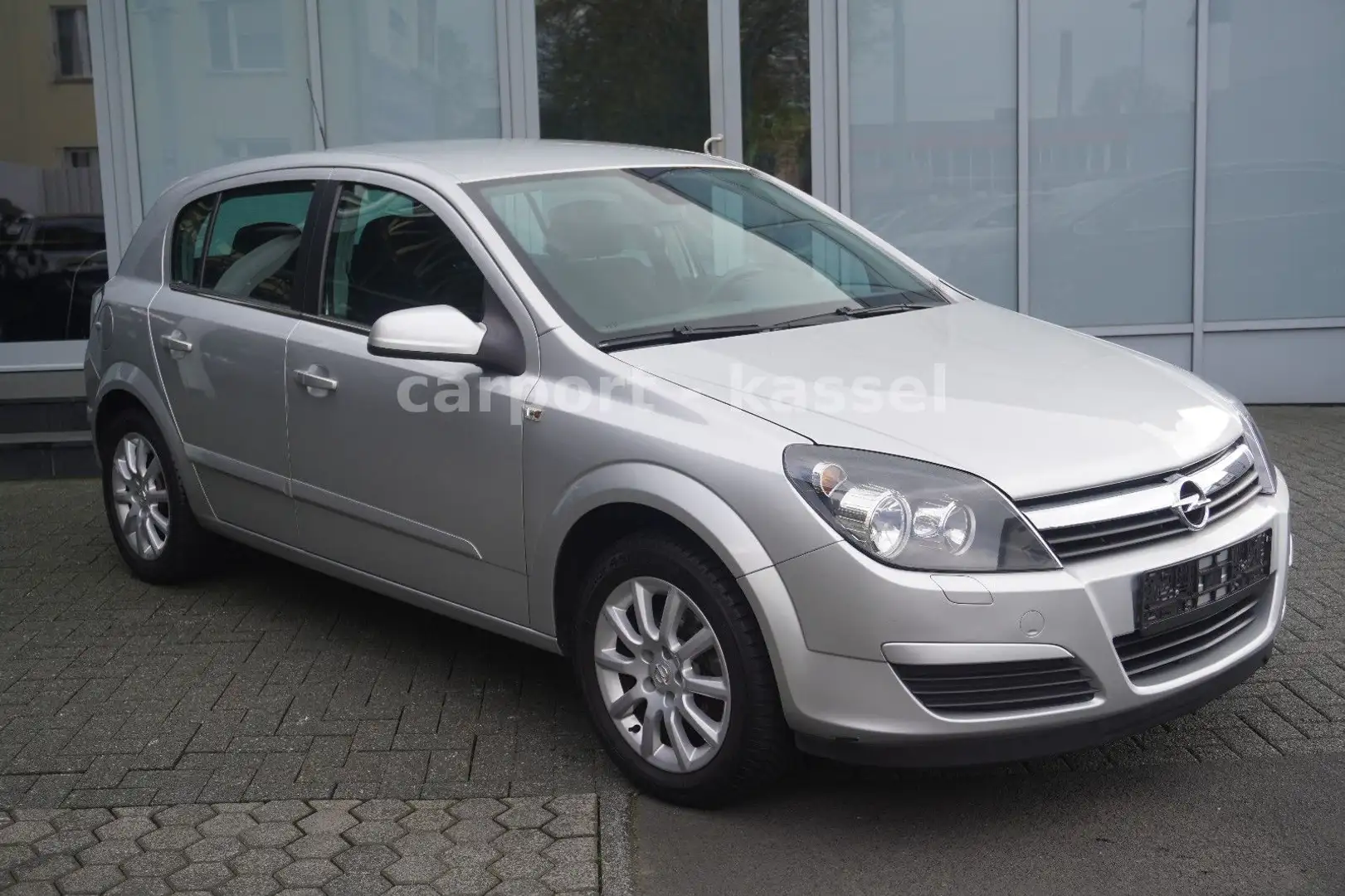 Opel Astra H Lim. Elegance Klima/Tempomat/AHK Argento - 1