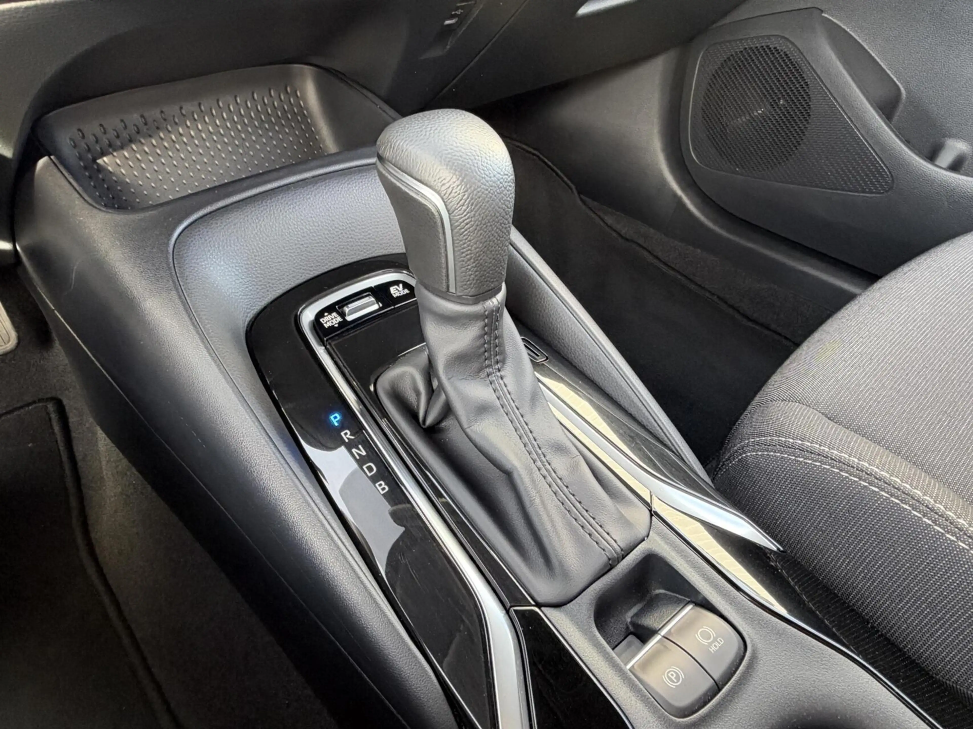 Toyota Corolla Hybrid 140 Active|Carplay/Android|NL-Auto — photo 11