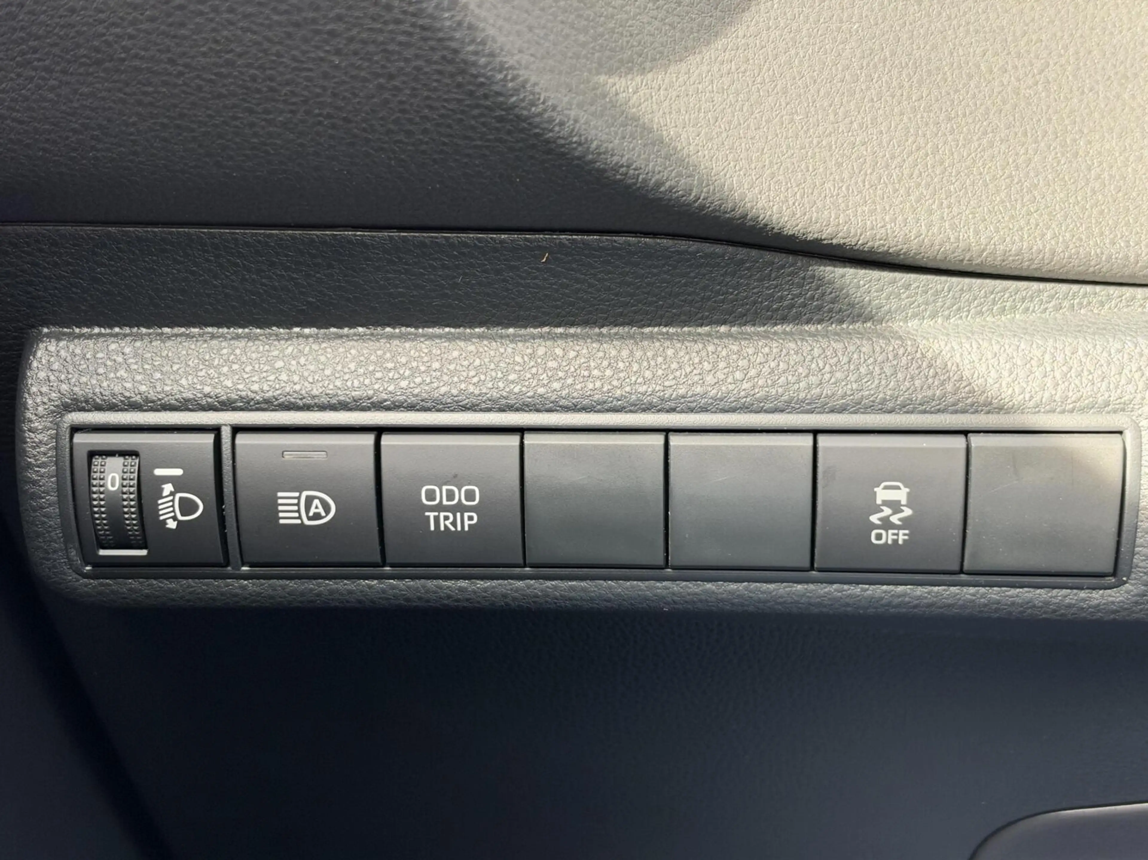 Toyota Corolla Hybrid 140 Active|Carplay/Android|NL-Auto — photo 25