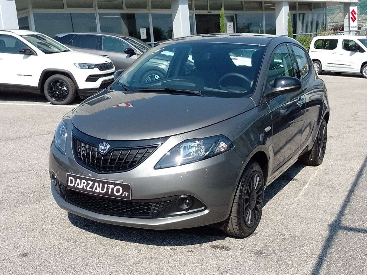 Lancia Ypsilon 1.0 FireFly 5 porte S&S Hybrid Silver