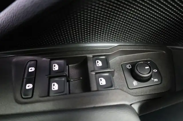 Volkswagen Tayron 1.5 TSI eHybrid 150 kW Life Life, AHK, AreaView... Ansicht 7