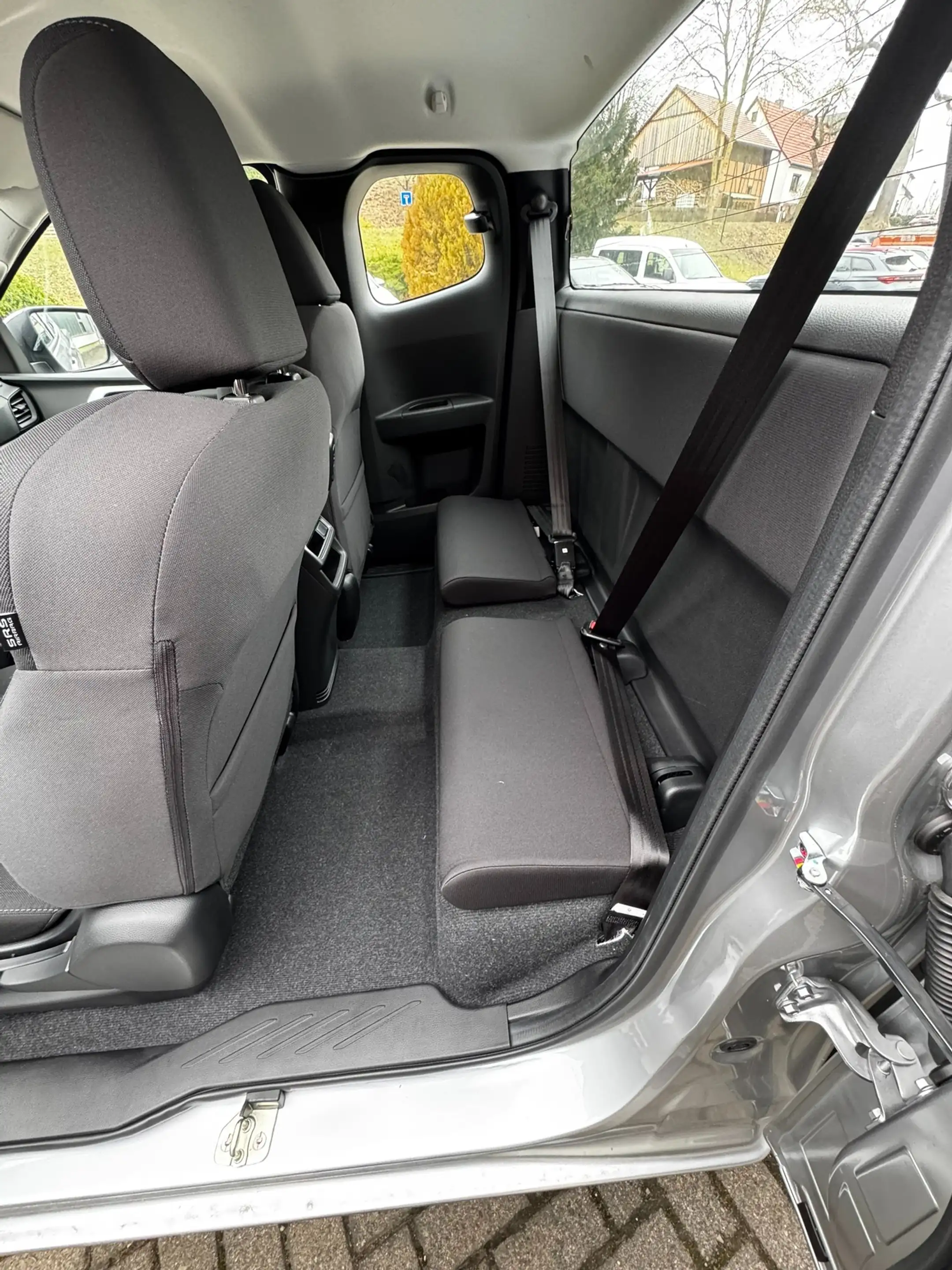 Isuzu D-Max Space Cab 4WD LS AT Rough Terrain Mode — photo 12