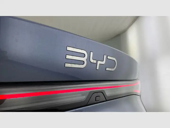 BYD Seal 2026, foto 36