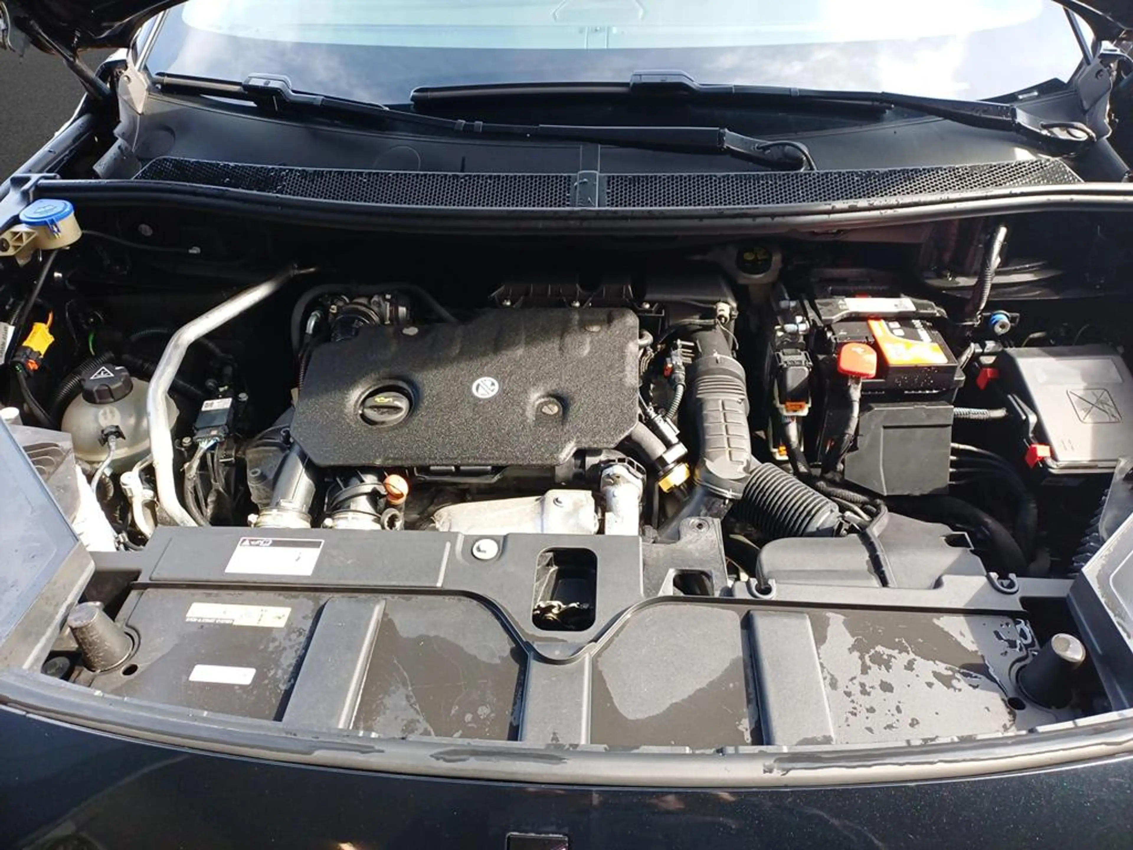 DS Automobiles DS 7 Performance Line + — photo 8