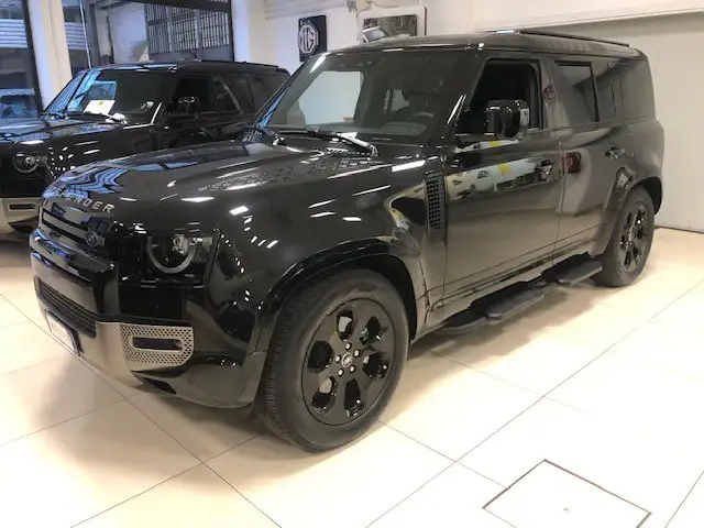 Land Rover Defender 3.0D I6 200 110 X-Dynamic SE AWD auto.