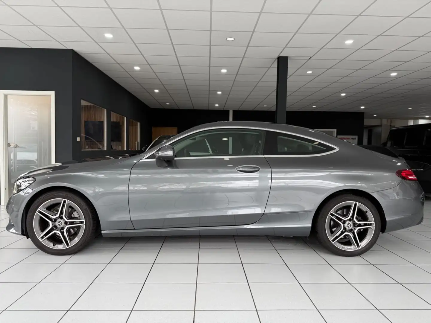 Mercedes-Benz C 220 d Coupe AMG *LED*COMAND*360°*TEMP*MFL*CAR-P Gris - 2