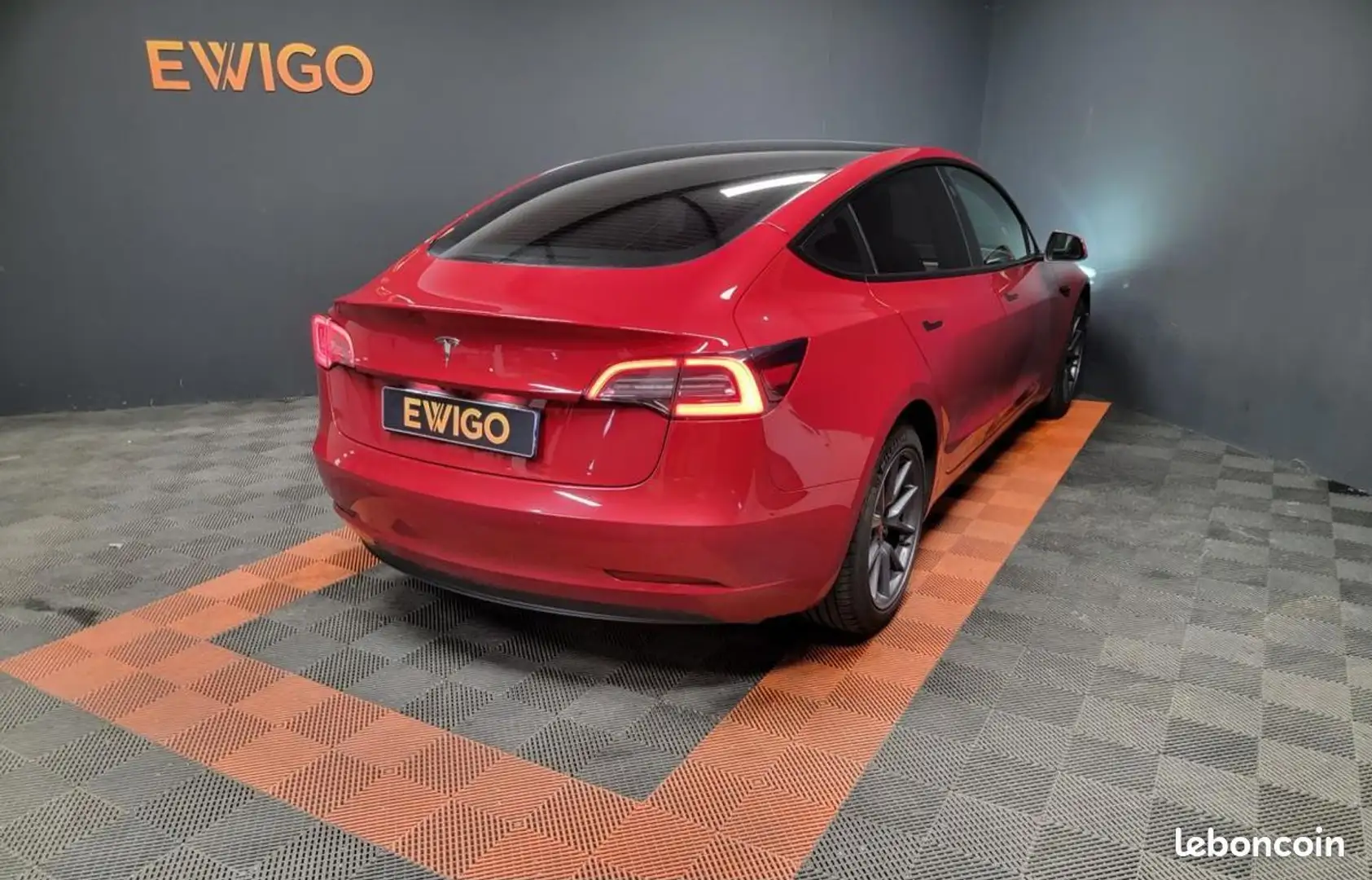 Tesla Model 3 ELECTRIC 350ch 120PPM 55KWH STANDARD-PLUS BVA Rouge - 2