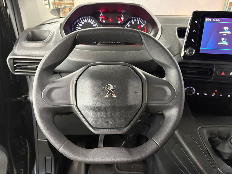 Peugeot Partner 1.2 PureTech Pro/ NL auto/ BTW auto/ Sensoren acht — photo 11