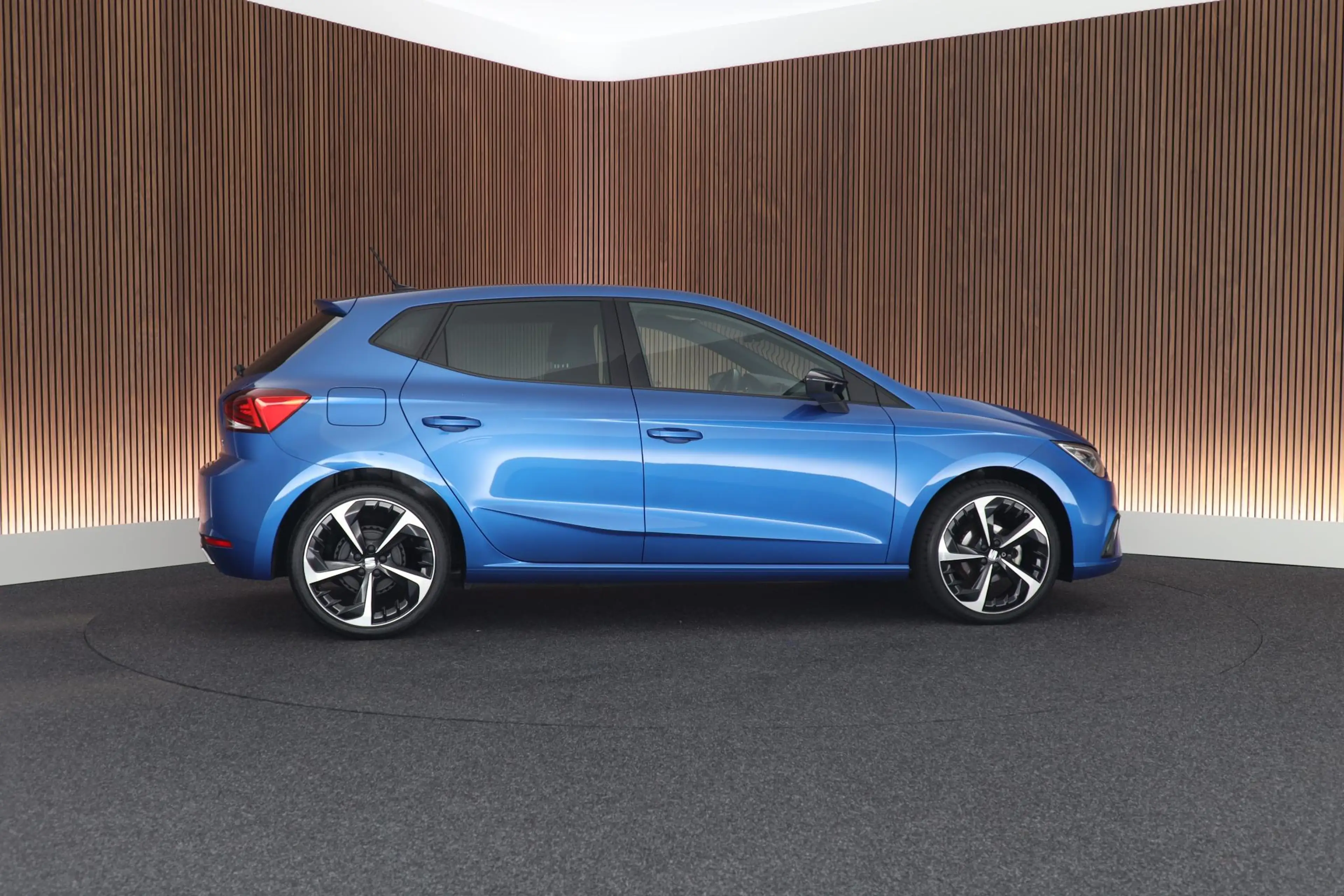 SEAT Ibiza 1.0 EcoTSI 95pk FR Business Intense Stoelverwarmin — photo 10