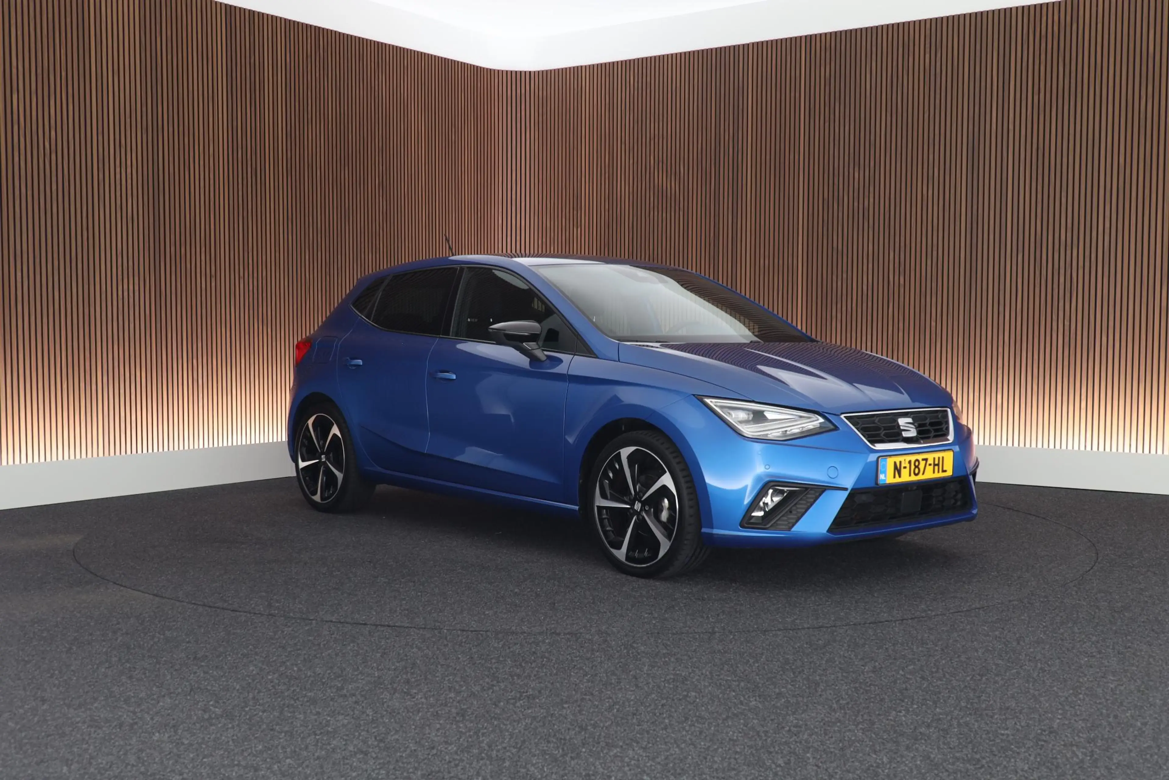 SEAT Ibiza 1.0 EcoTSI 95pk FR Business Intense Stoelverwarmin — photo 11