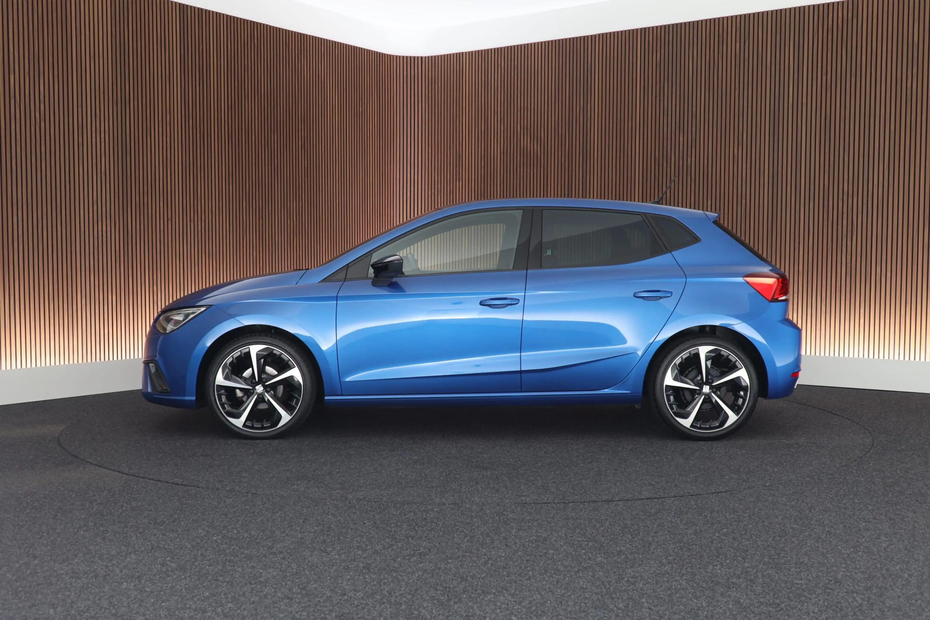 SEAT Ibiza 1.0 EcoTSI 95pk FR Business Intense Stoelverwarmin — photo 7