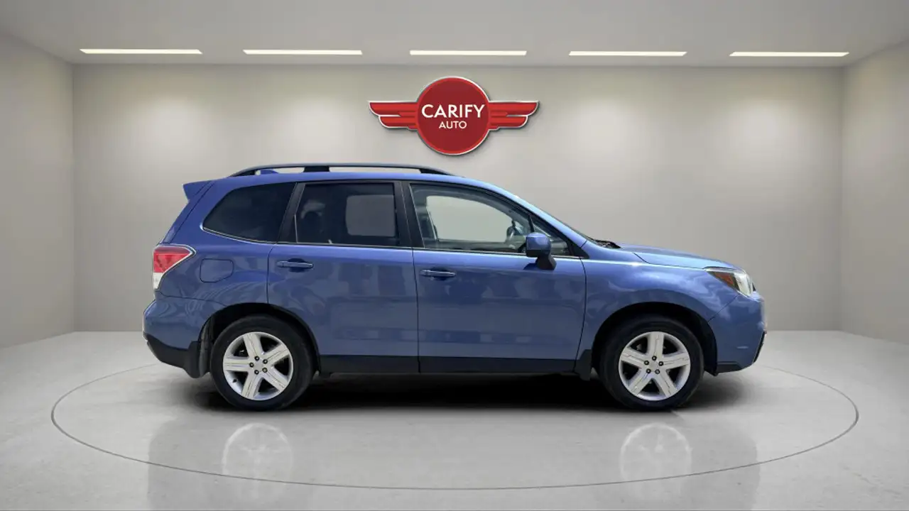Subaru Forester photo Subaru Forester