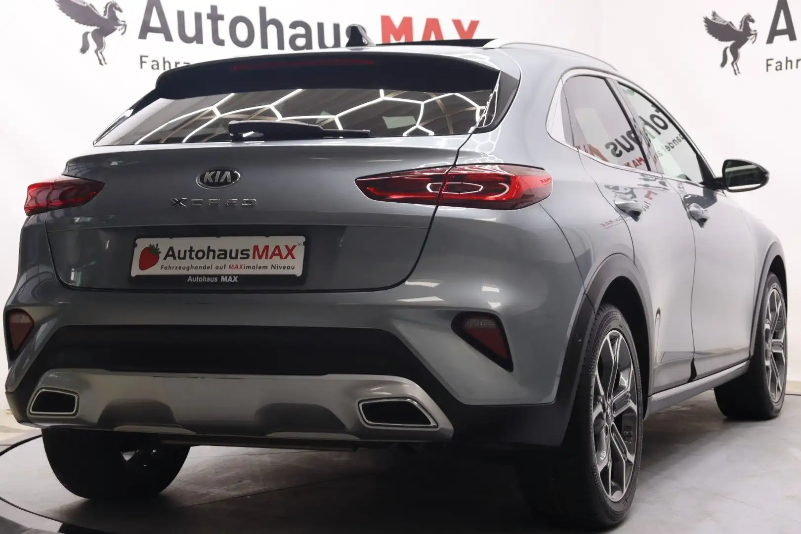 Kia XCeed Platinum Edition~Pano~Assistenten~Memory Silber - 2