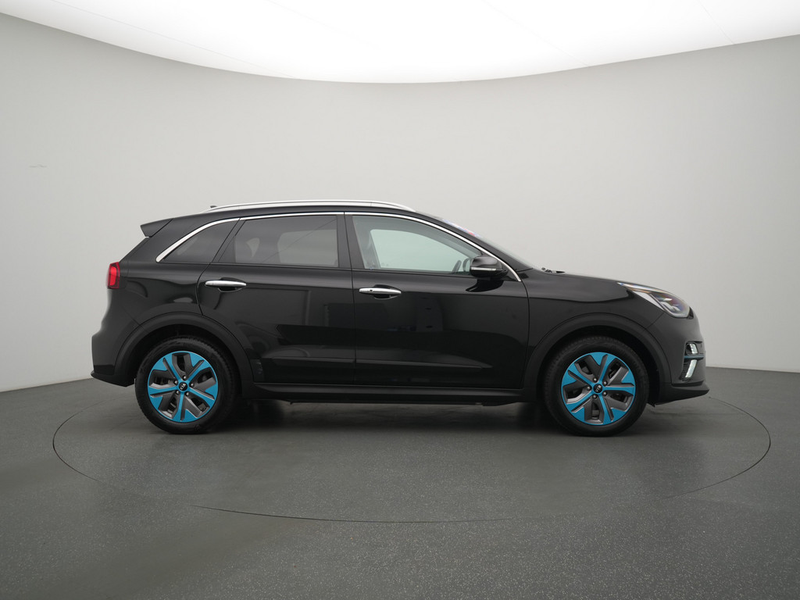 Kia e-Niro Spirit LEDER LED KAM ACC PDC NAVI SHZ — photo 3