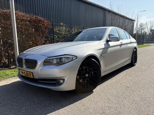 BMW 520 5-serie 520i Executive / AUTOMAAT / NAVI / CRUISE