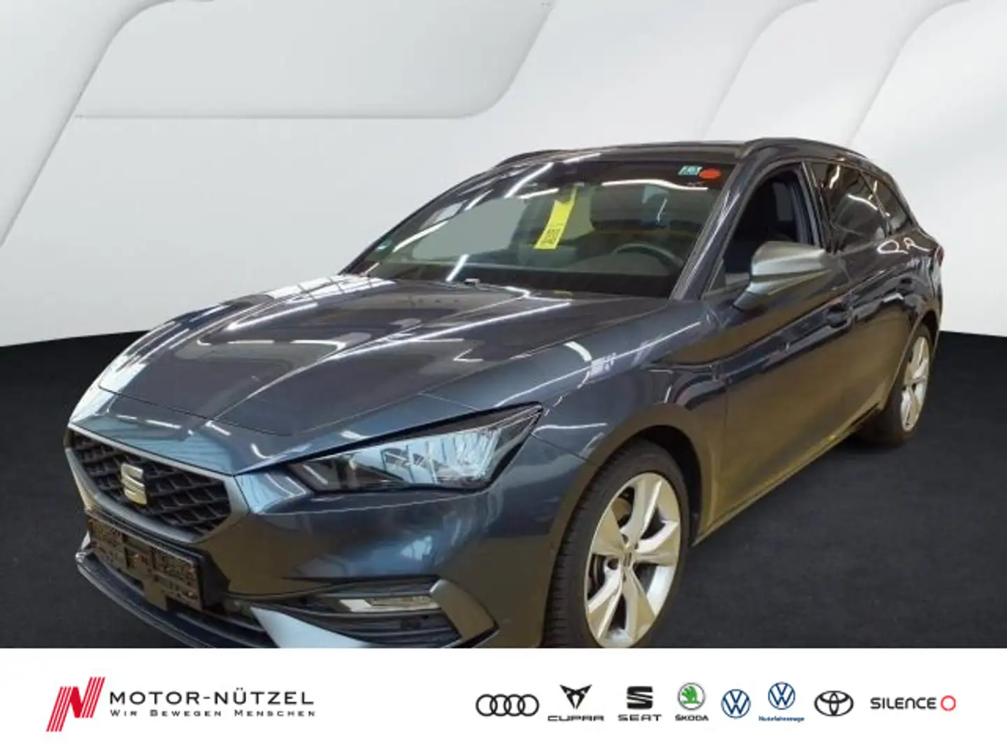 SEAT Leon ST 2.0 TDI DSG FR LED+NAVI+APP+ACC+SHZ+RFK Gris - 1