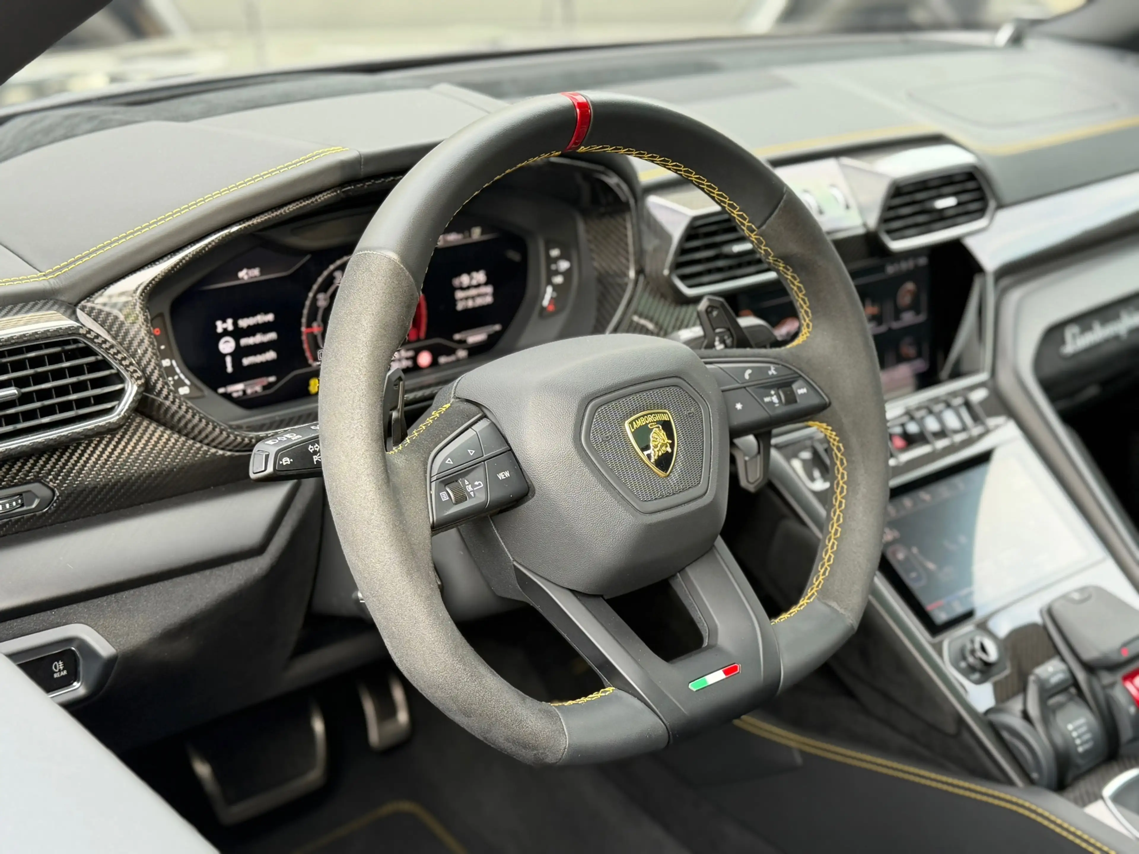 Lamborghini Urus 4.0 V8 Performante Pano|B&O-adv.|NL-Auto|Blue-Okea — photo 17
