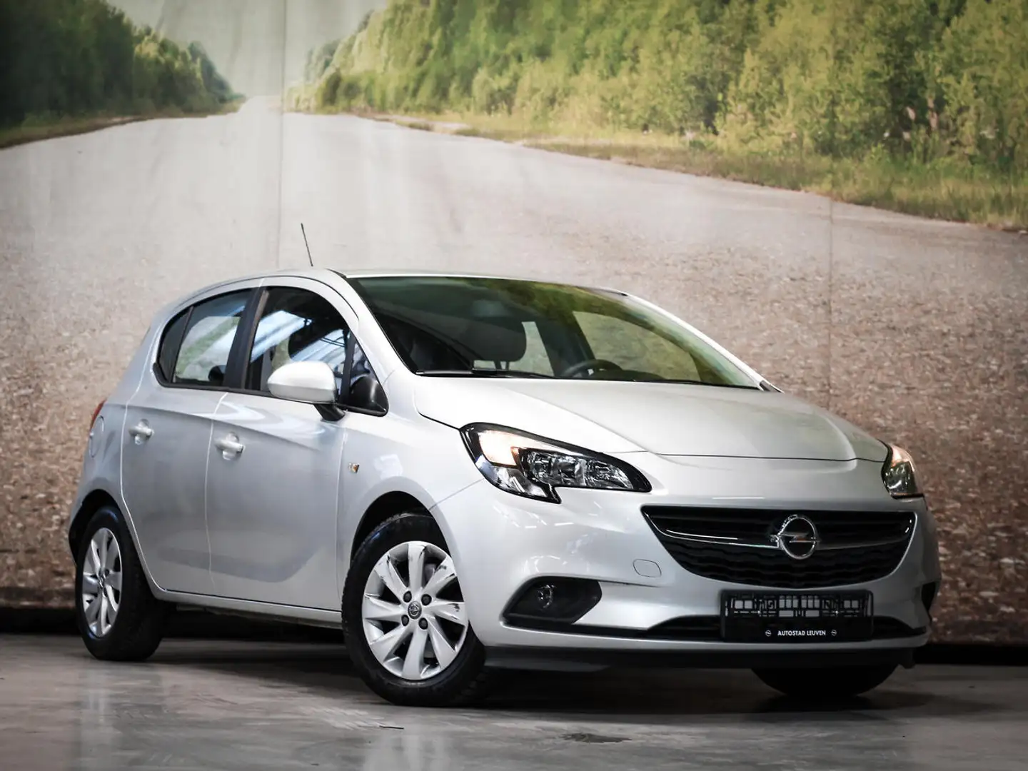 Opel Corsa Edition Argent - 1