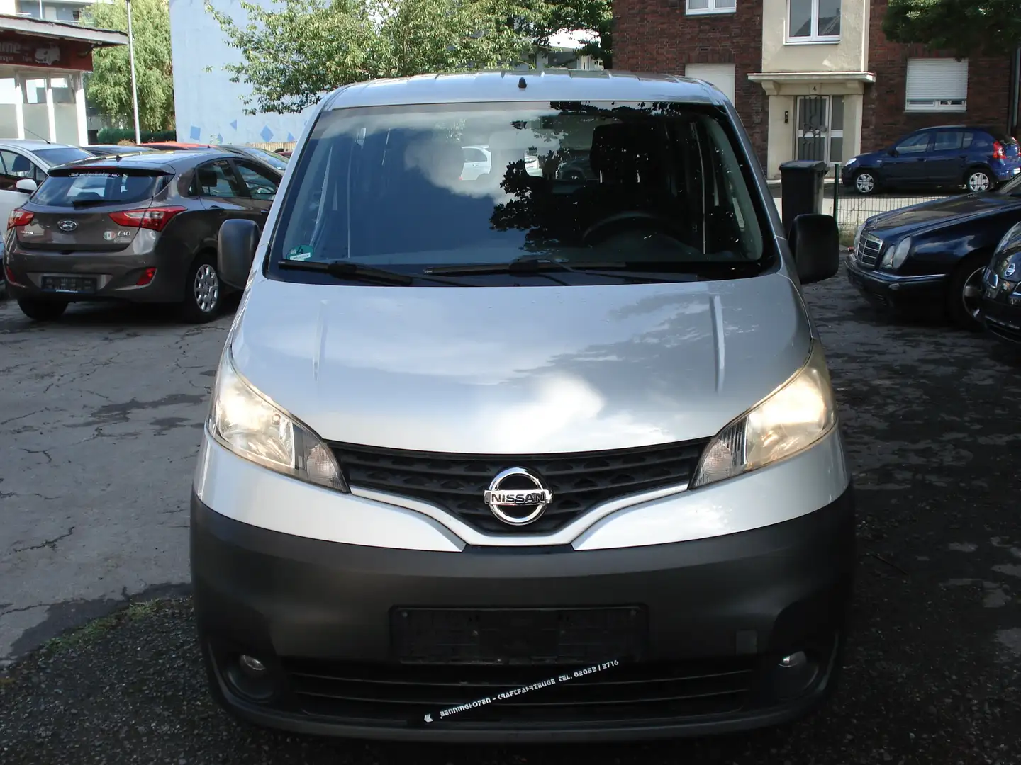 Nissan Evalia Kombi Premium    7 SITZER mit 131.000km Szary - 2