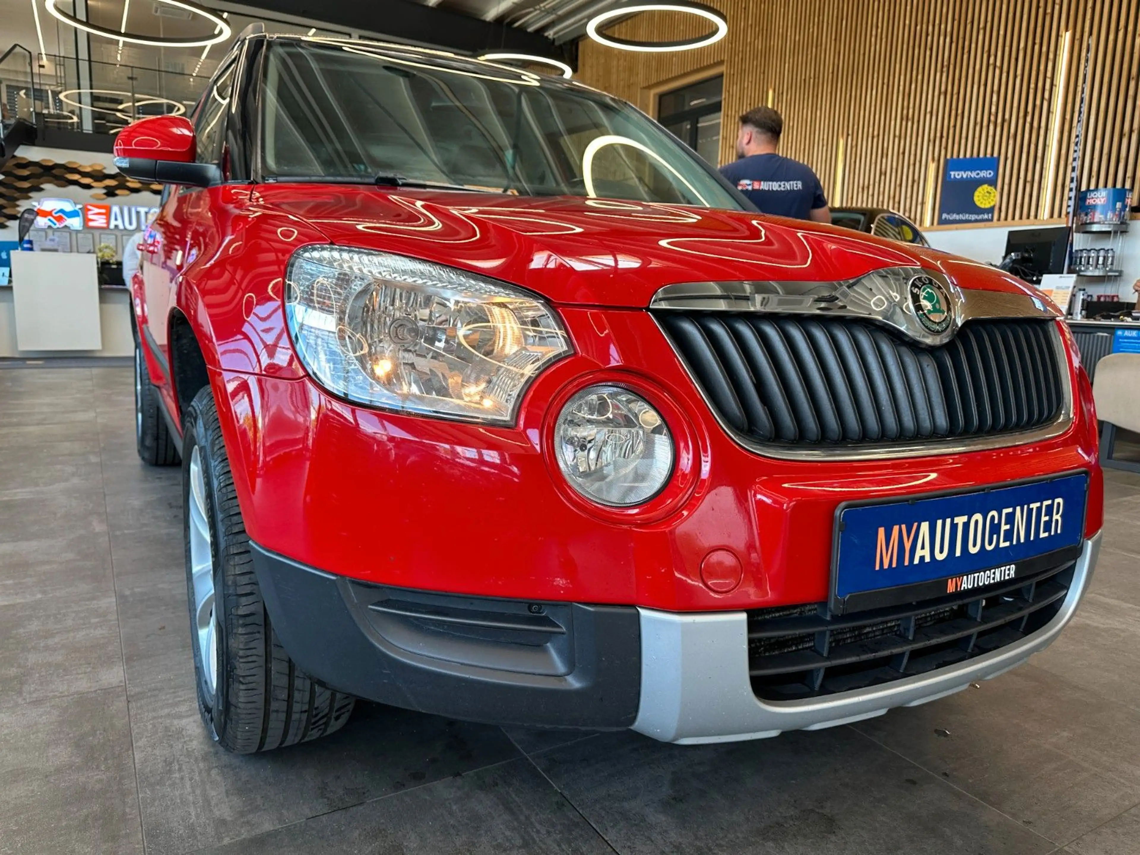 Skoda Yeti Ambition *SportSitze*TEMPO*PDC*2-Zonen* — photo 3
