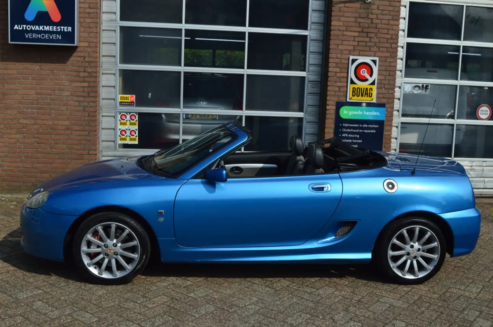 MG TF Hardtop, Electrische pakket 1.8 TF 135 Kék - 2