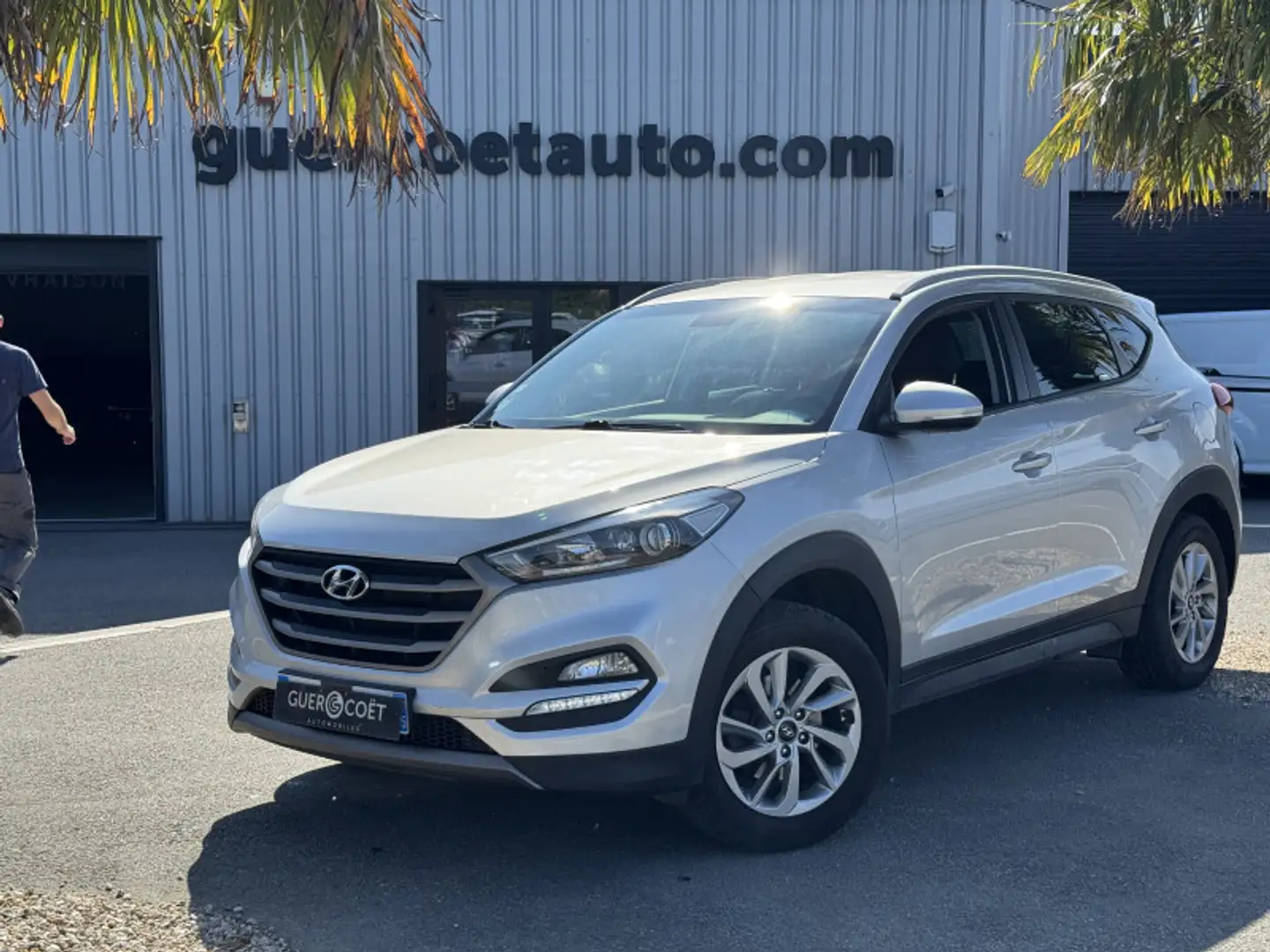 Hyundai TUCSON 1.6 GDI 132CH CREATIVE 2WD Gris - 2
