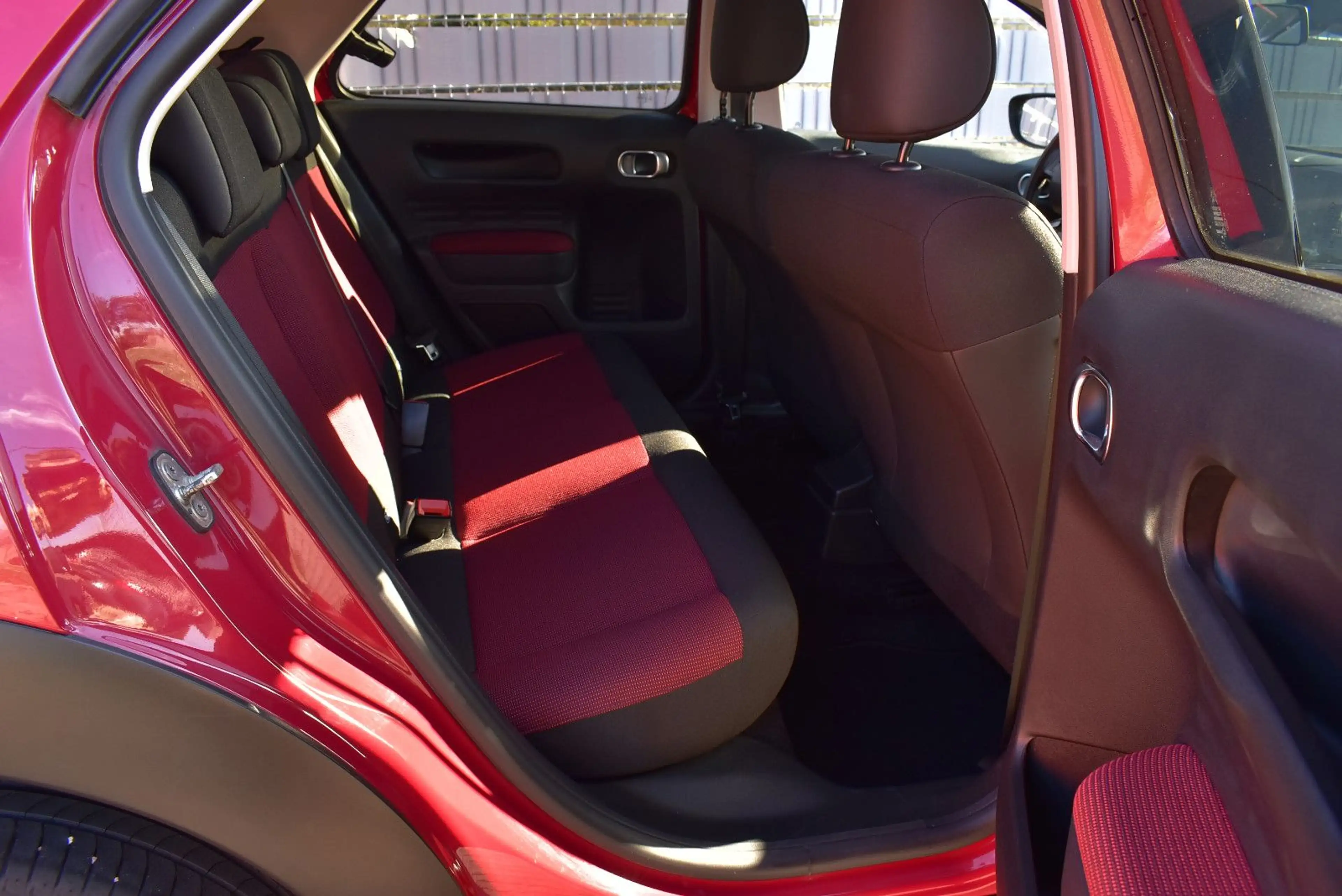 Citroen C4 Cactus Shine. AUTOMATIK,PANO — photo 10