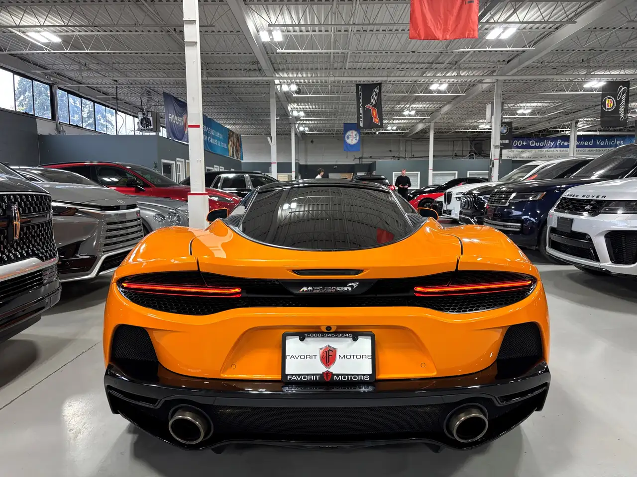McLaren GT снимка McLaren GT
