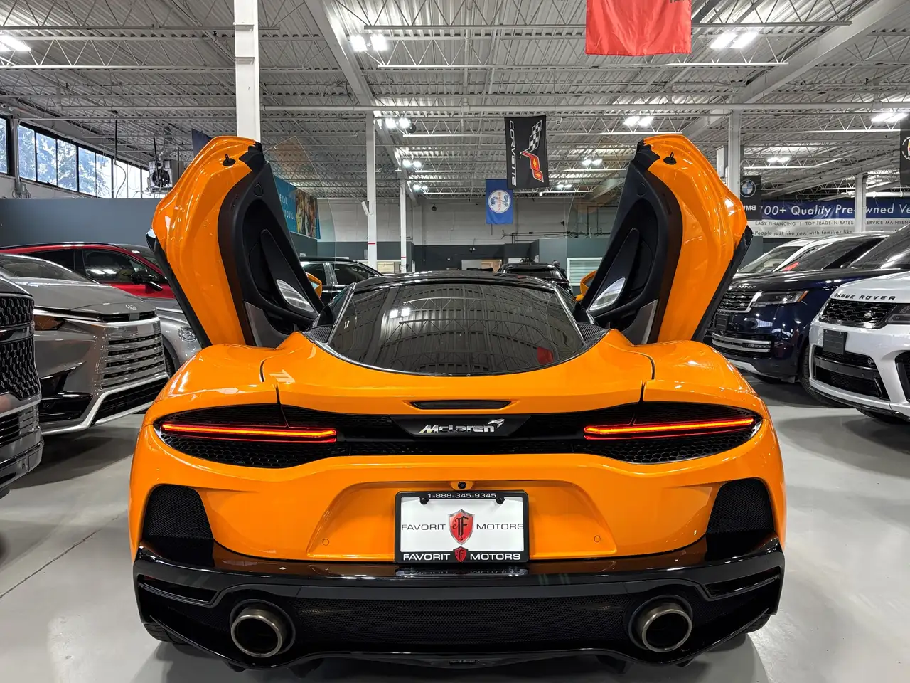 McLaren GT снимка McLaren GT