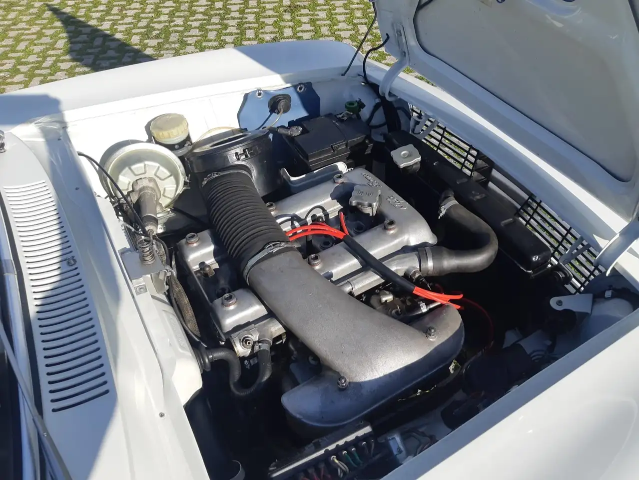Alfa Romeo Giulia Sprint GT, foto 3
