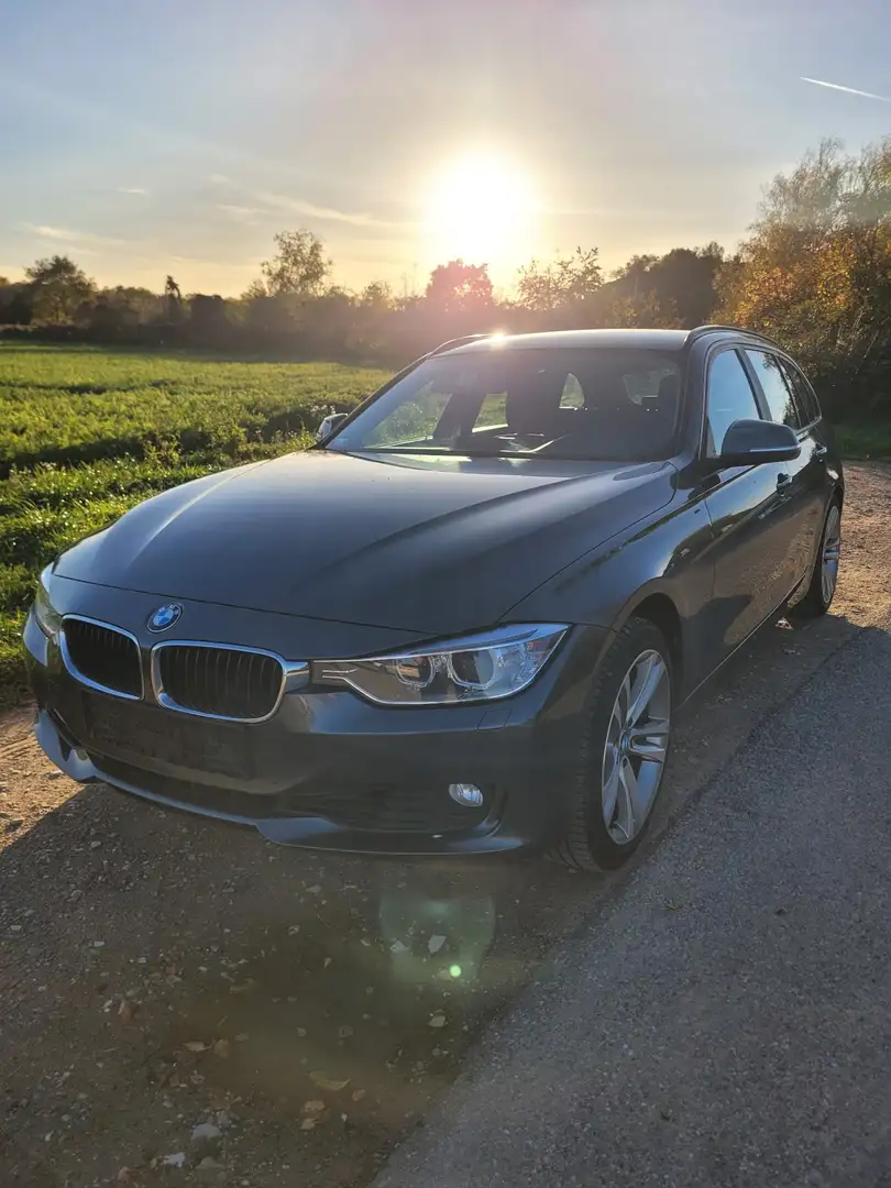 BMW 320 320i Touring Aut. - 1