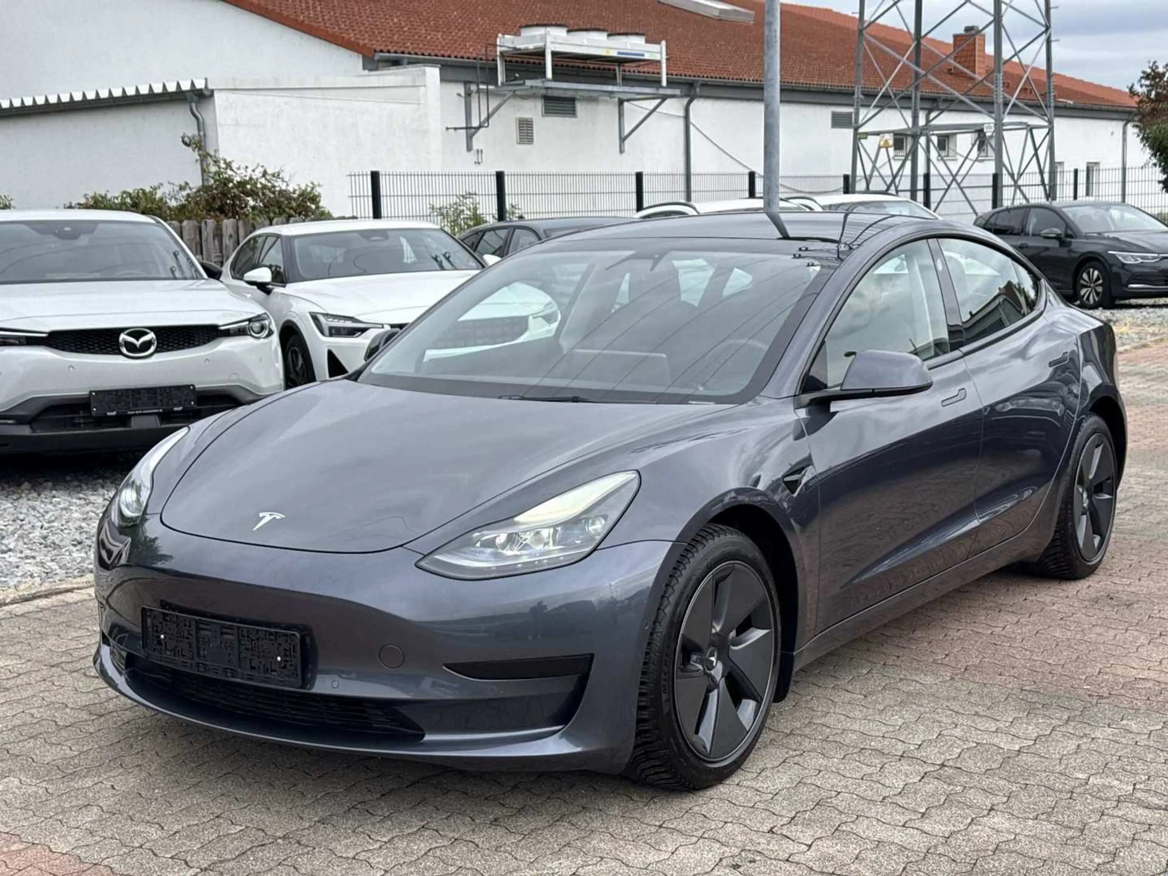 Tesla Model 3 Standard Plus Basis RWD|PANO|360G|NAVI — photo 3