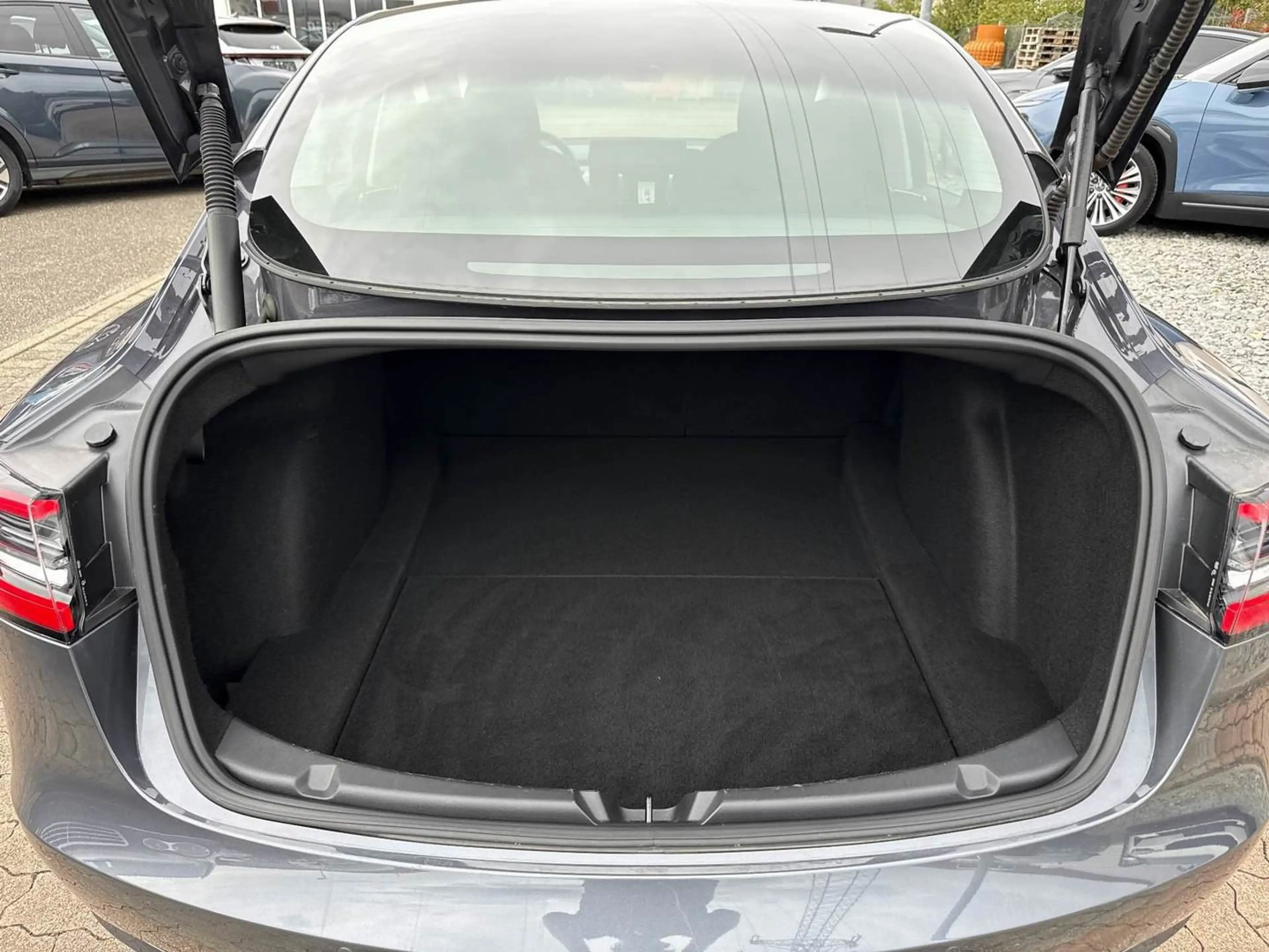 Tesla Model 3 Standard Plus Basis RWD|PANO|360G|NAVI — photo 14