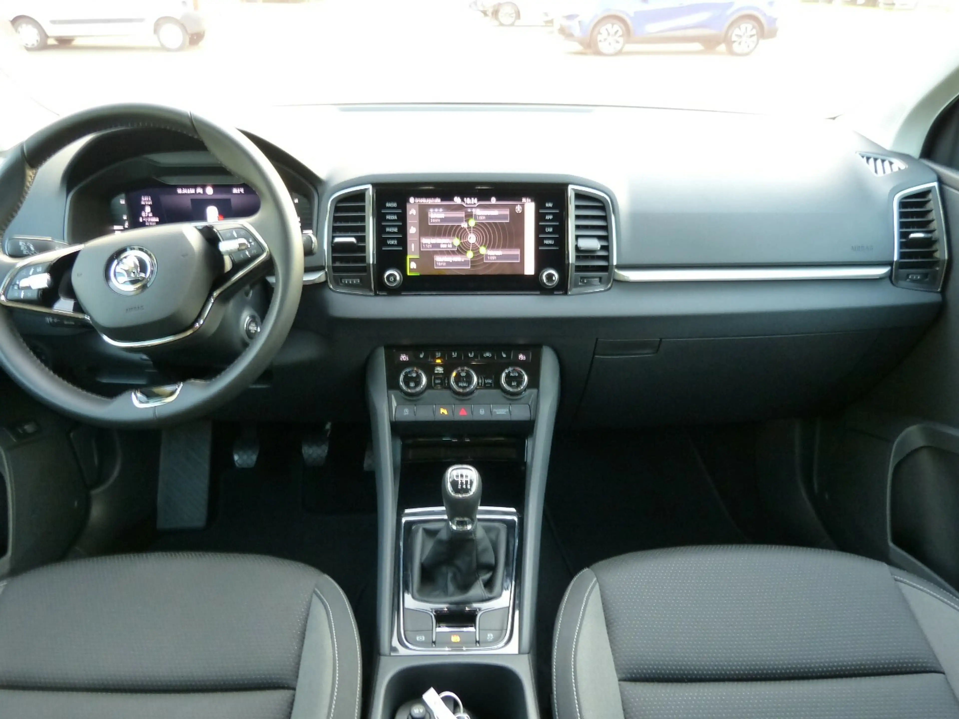 Skoda Karoq Tour 1.5 TSI [NUR 13.500 KM/WIE NEU!] — photo 11