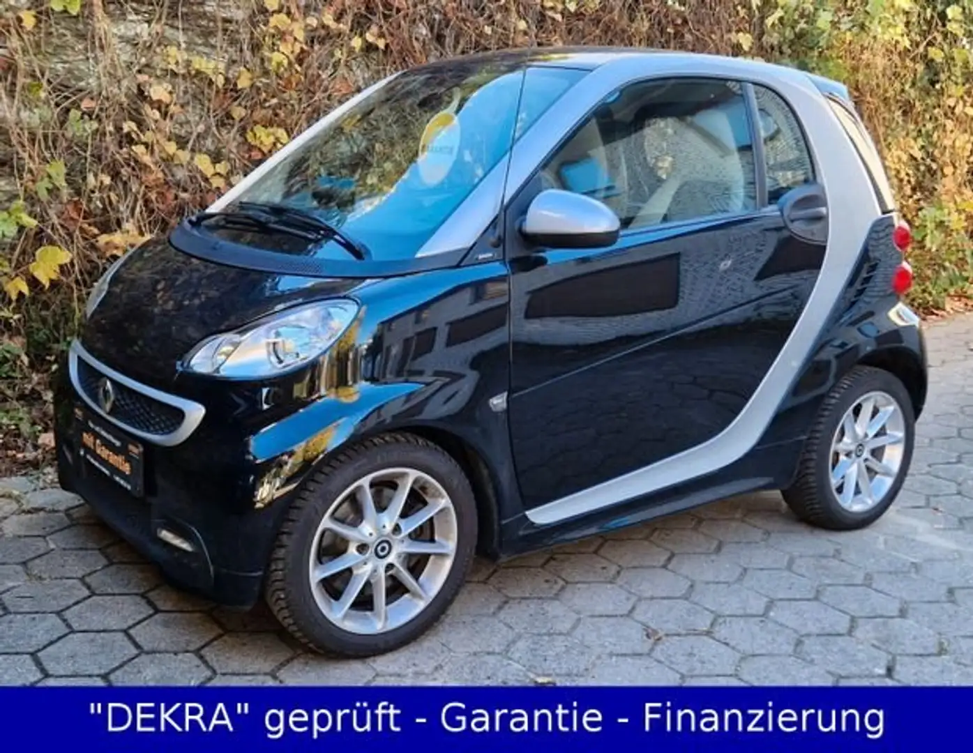 smart forTwo 1.0 "Softtouch MHD"Klima/Servo/Leder/SHZ/PANORAMA Schwarz - 1
