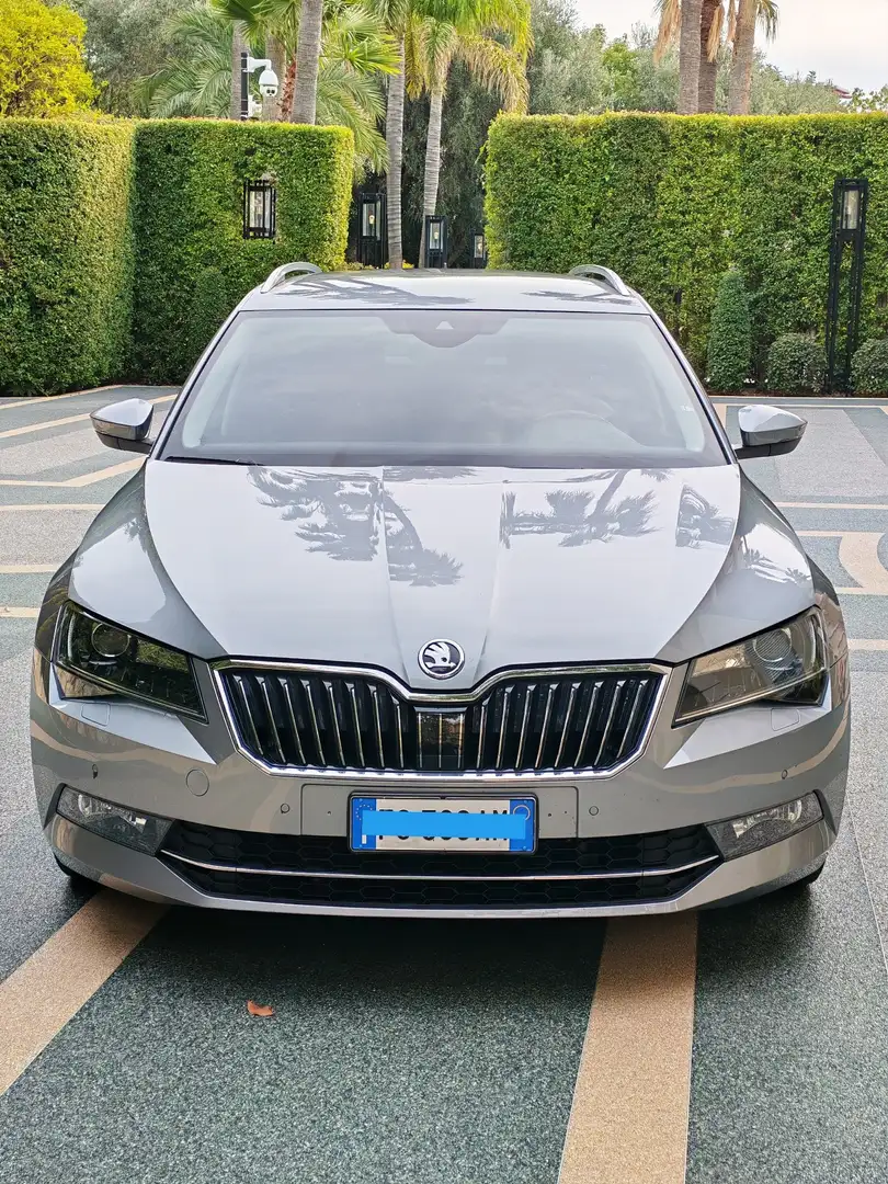Skoda Superb Wagon 2.0 tdi Laurin&Klement 4x4 190cv dsg my18 - 2