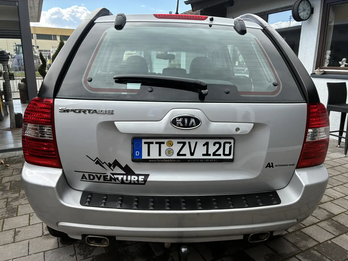 Kia Sportage 2.0 CRDi DPF LX 92.000Km. Tüv.-neu 8-fach,AHK Argent - 1