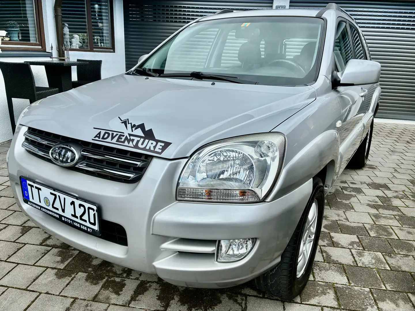Kia Sportage 2.0 CRDi DPF LX 92.000Km. Tüv.-neu 8-fach,AHK Argent - 1