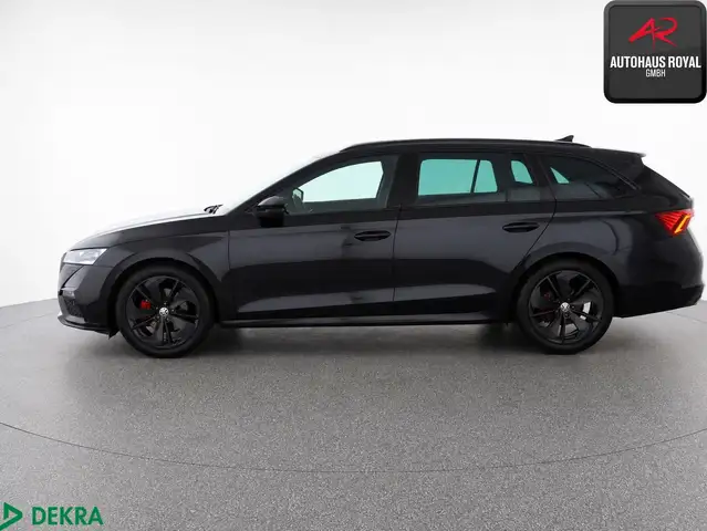 Skoda Octavia view 2