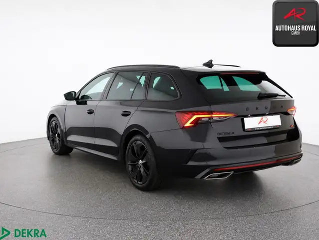 Skoda Octavia view 3