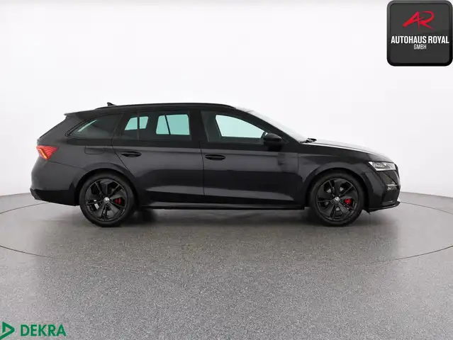 Skoda Octavia view 6