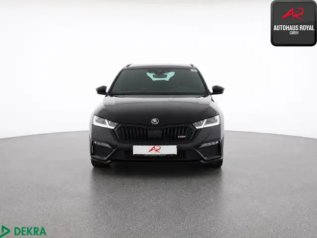 Skoda Octavia view 8
