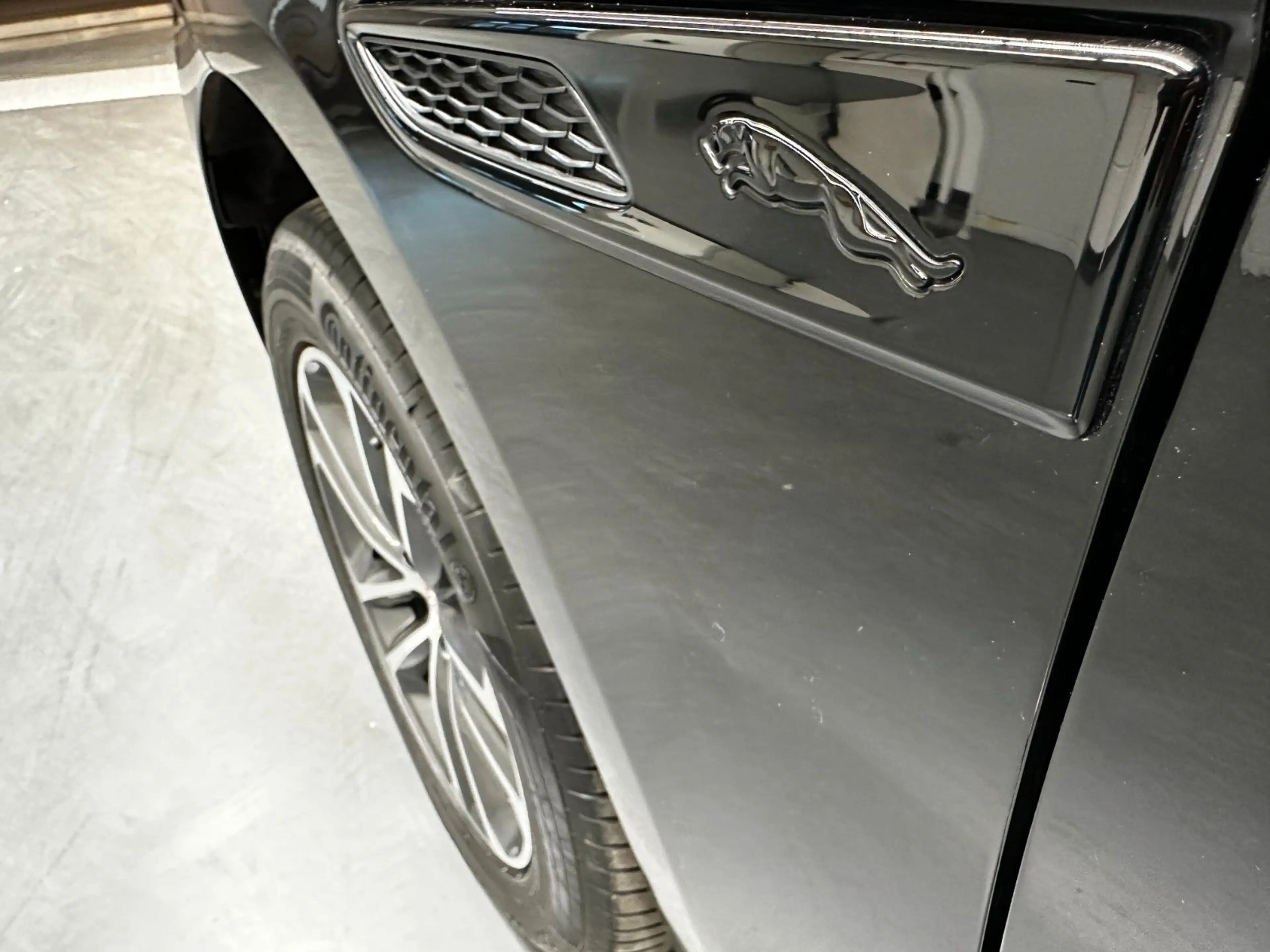 Jaguar F-Pace F-PACE P400E S AWD **1.HAND*MERIDIAN*KAMERA** — photo 3