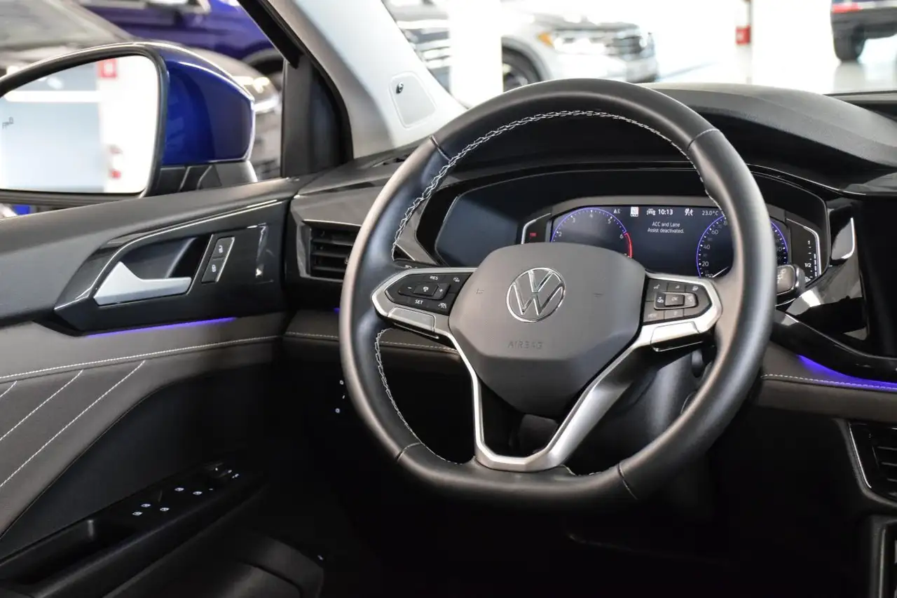 Volkswagen Taos photo Volkswagen Taos