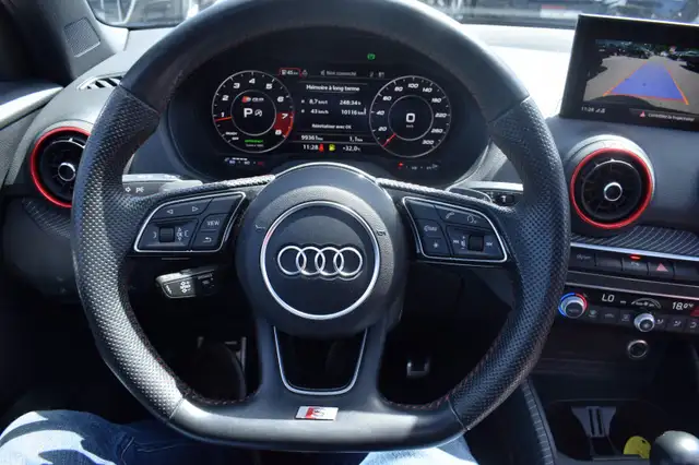 Audi SQ2 view 5