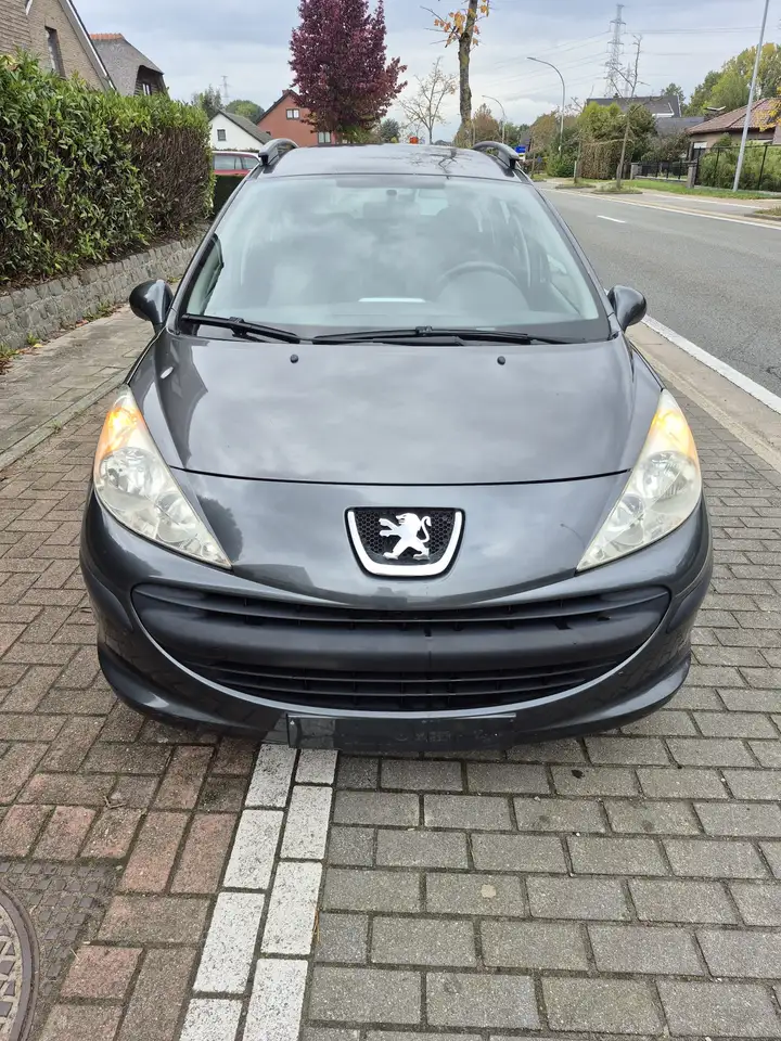 Peugeot 207