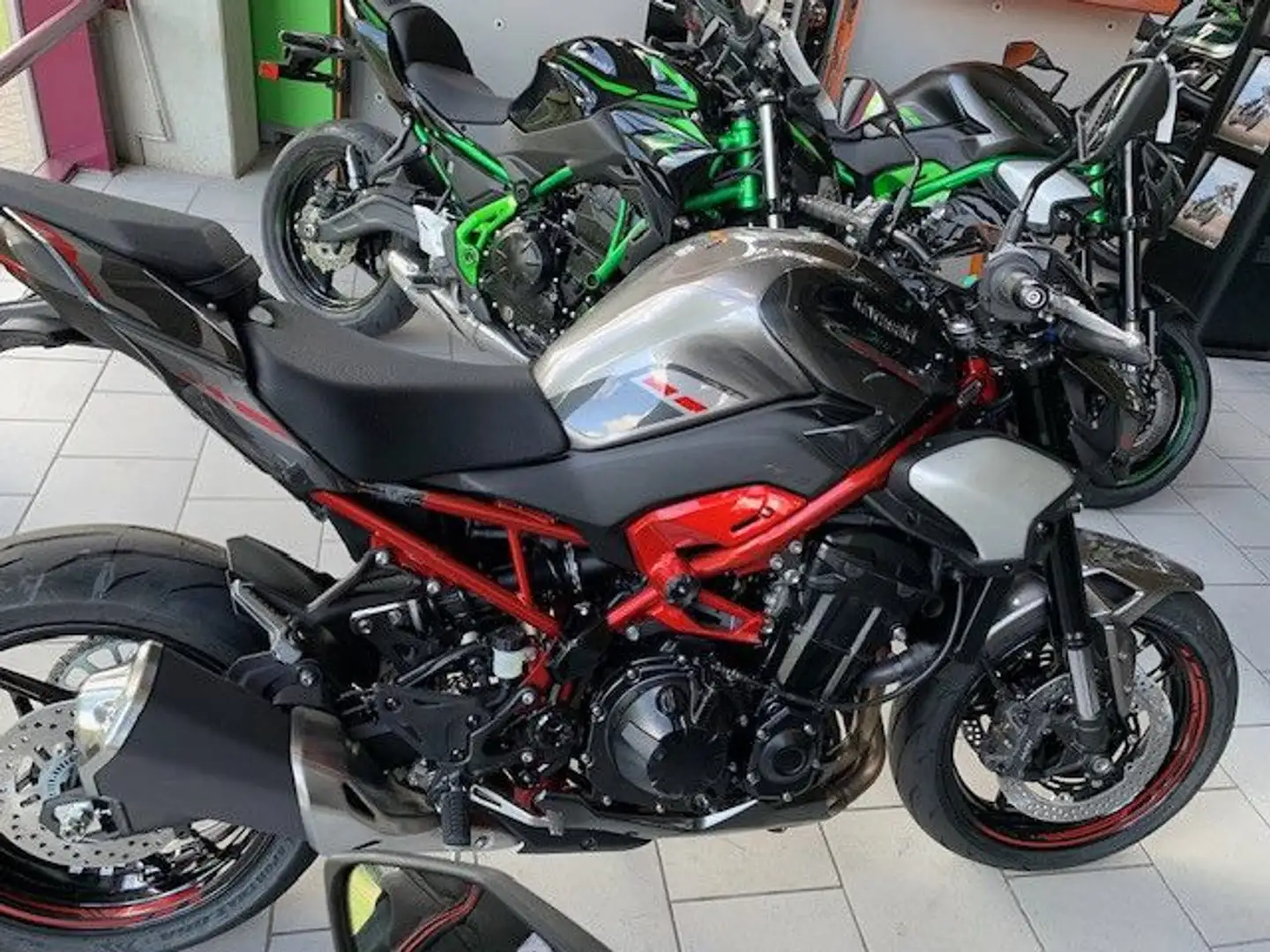 Kawasaki Z 900 70KW Verde - 2
