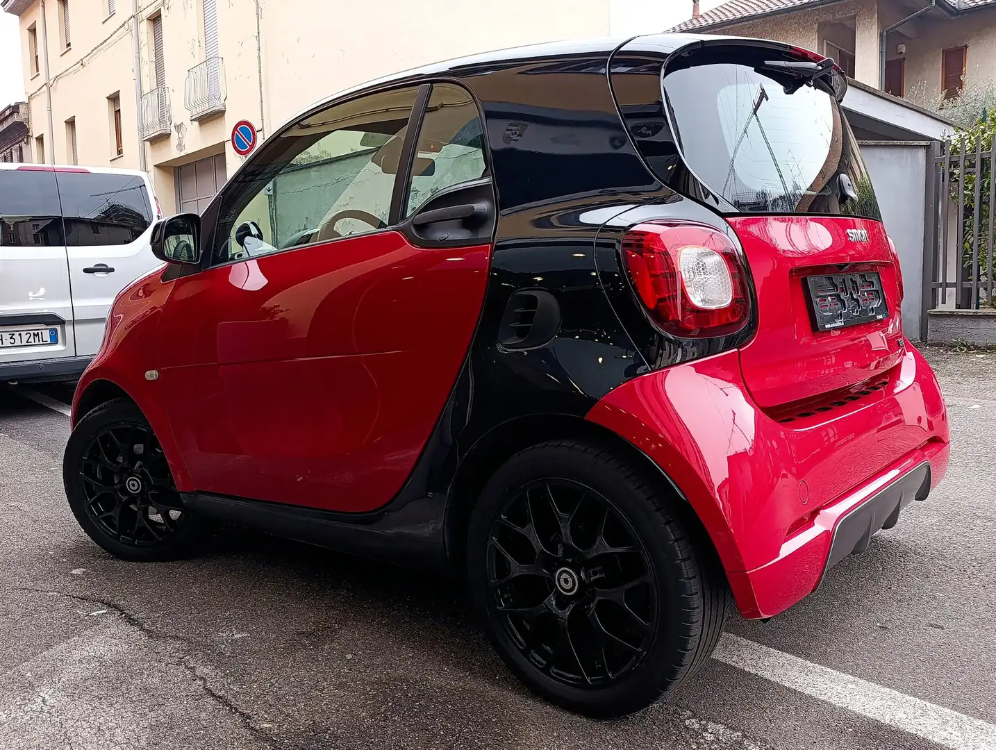 smart forTwo 0.9 turbo 90cv Pack Brabus Edition km 22.321 Rot - 2